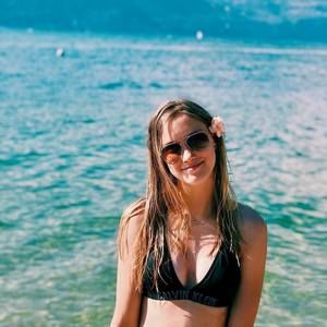 Meet your Posher, Paulina